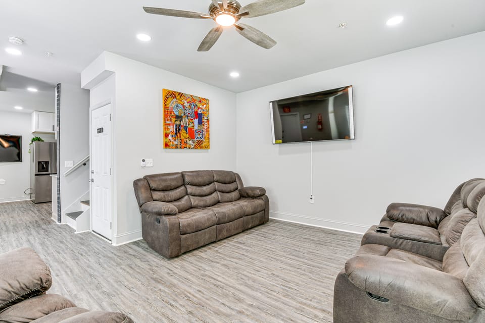 Baltimore Townhome w/ Private Rooftop Patio! Apartment in Baltimore