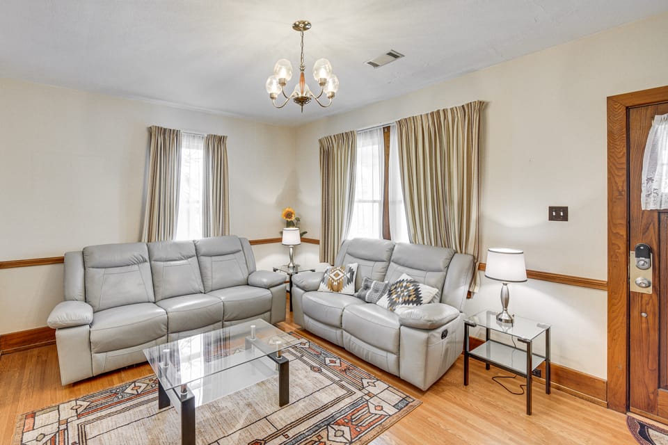 5 Mi to Hersheypark: Family Home w/ Game Room House in Pennsylvania