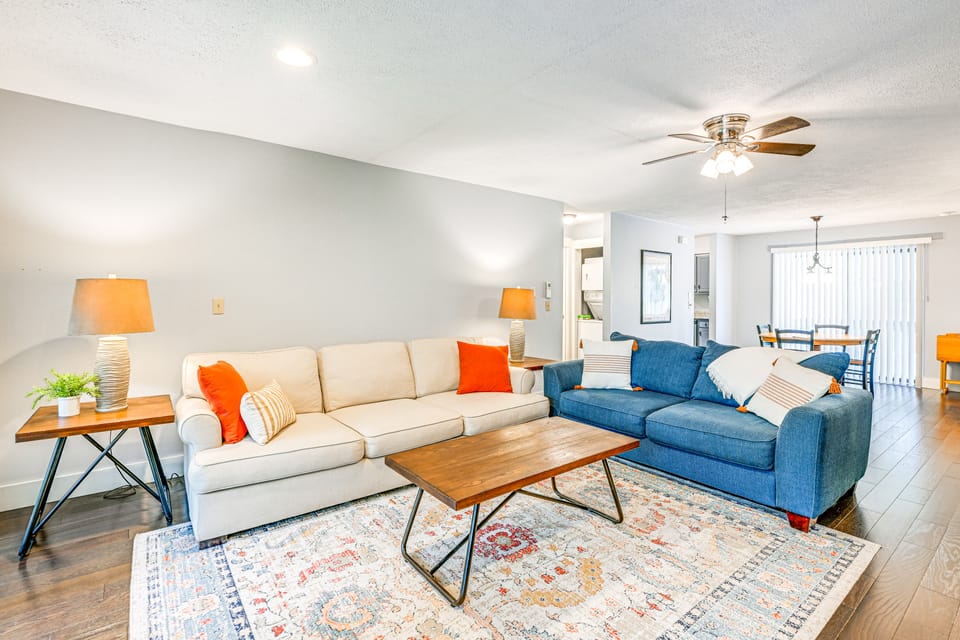 Sapphire Valley Condo w/ Pool & Lake Beach Access! Apartment in Tennessee