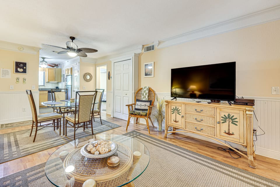 Fernandina Beach Condo w/ Pool + Path to Beach! Apartment in Fernandina Beach