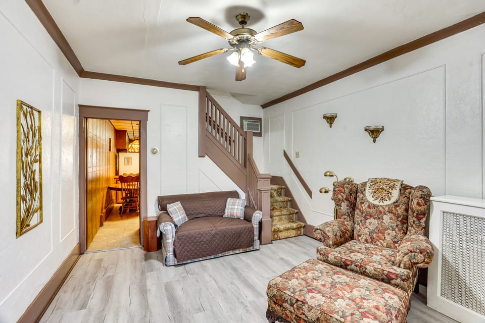 Playroom & Fenced Yard: Mt Carmel Family Home! House in Pennsylvania
