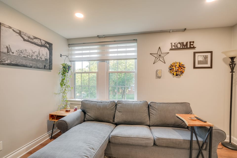 Convenient Arlington Condo ~ 4 Mi to National Mall Apartment in Arlington