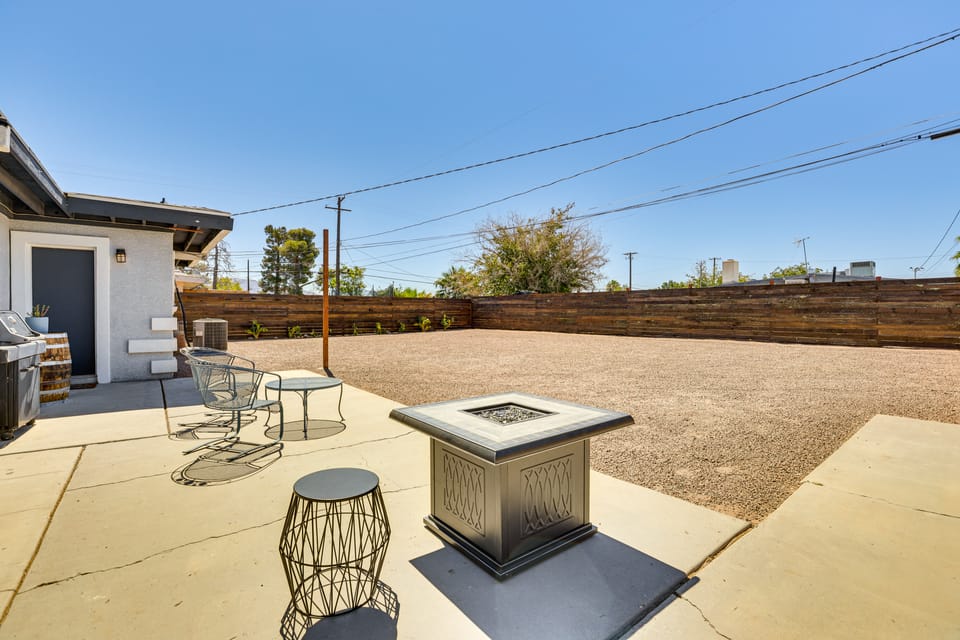 Dog-Friendly North Las Vegas Home ~ 9 Mi to Strip! House in North Las Vegas