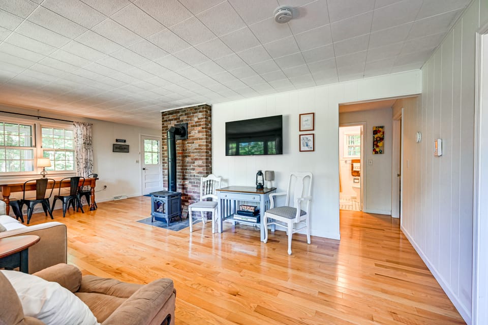 Becket Home w/ 3-Season Porch: Walk to Lake Access House in Becket