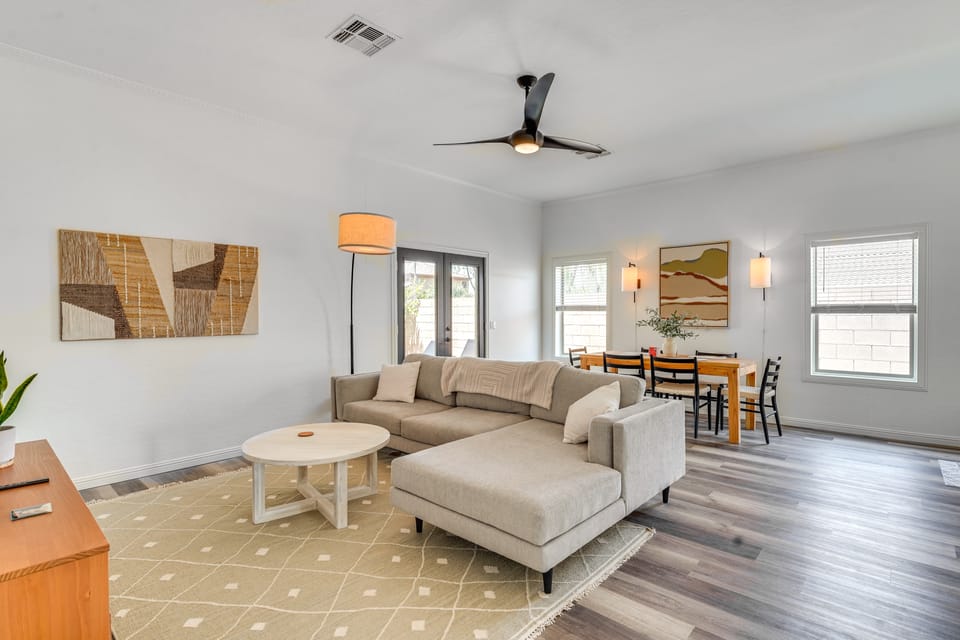 Heated Pool, Furnished Patio! Gilbert Getaway House in Gilbert