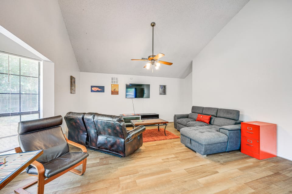 Spacious San Antonio Home: Google Fiber, Game Room House in San Antonio