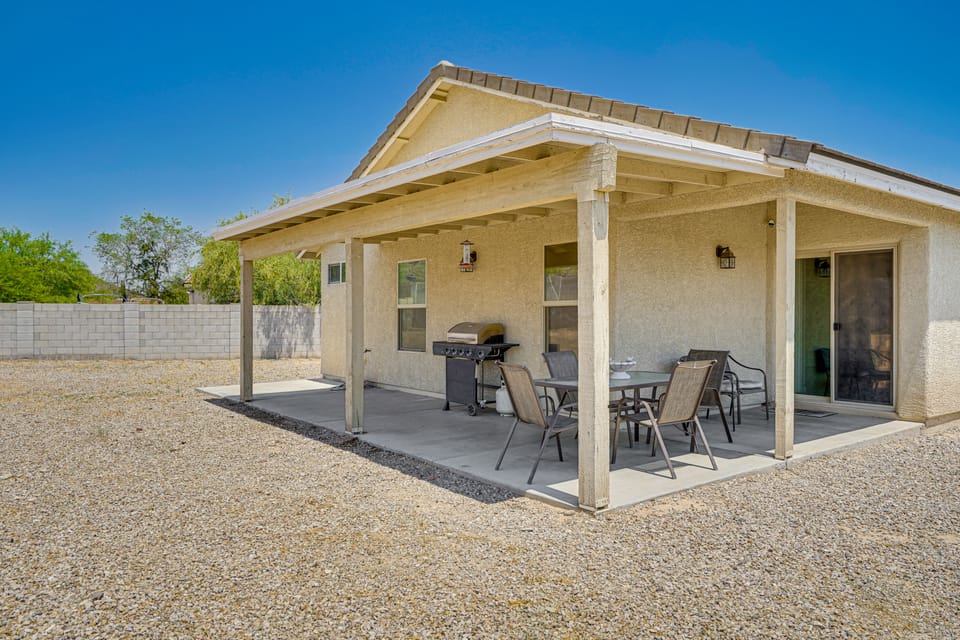 Tucson Home w/ Patio, Grill & Mountain Views! House in Marana