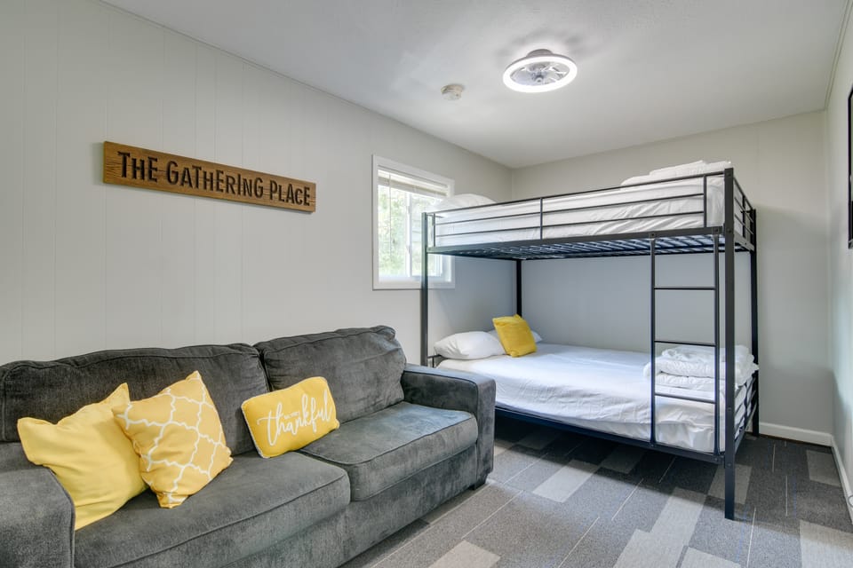 Table Rock Lake Condo: Boat, Fish, Swim! Apartment in Kimberling City