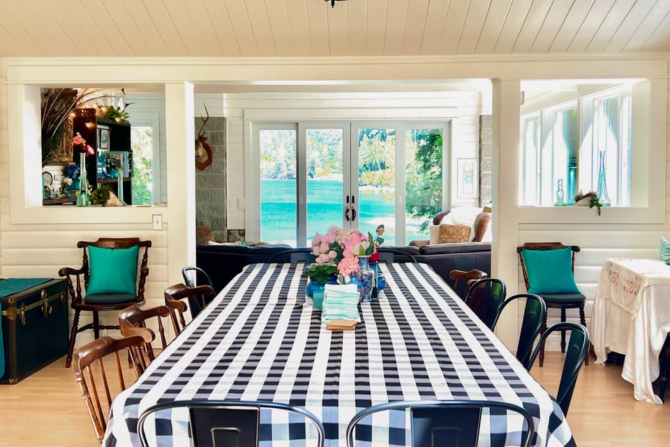 Bainbridge Island Group Retreat w/ Pickleball! House in Bainbridge Island