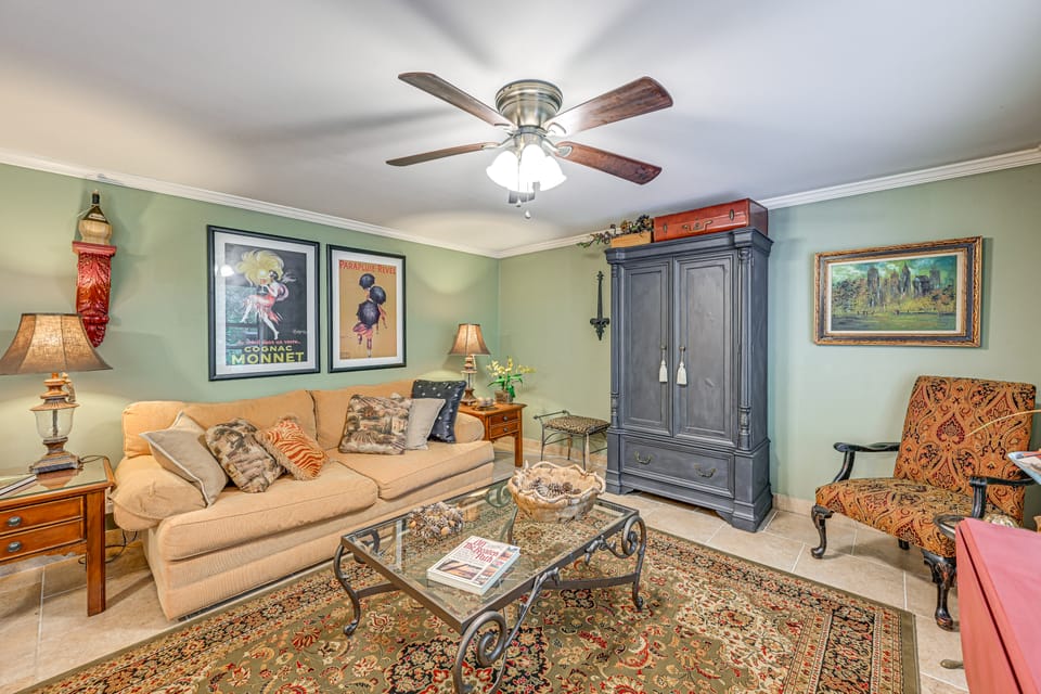 'Chateau on Compass Creek' Quiet Hayesville Escape Apartment in Shooting Creek