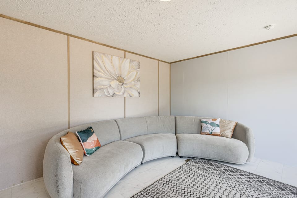 Pet-Friendly Kempner Escape Near Parks & Trails! House in Rio Grande