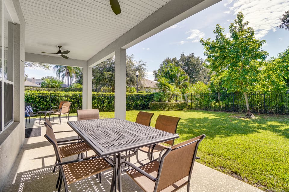 Community Amenities at Spacious Orlando Home! House in Orlando