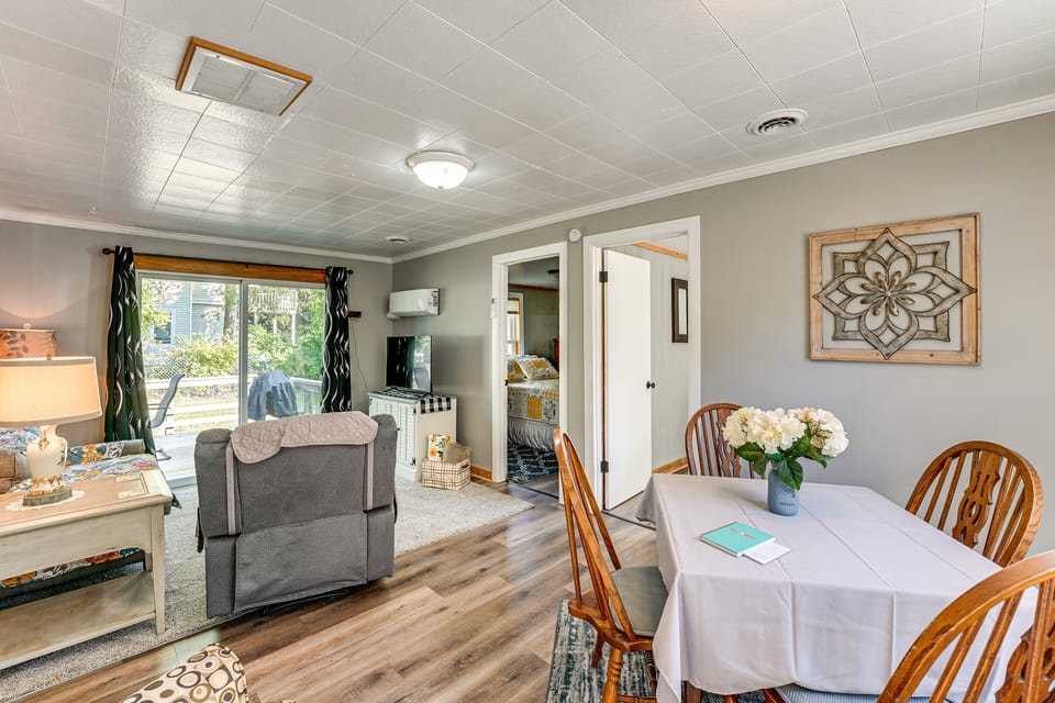 Wayland Retreat w/ Deck: Walk to Downtown! Apartment in Michigan