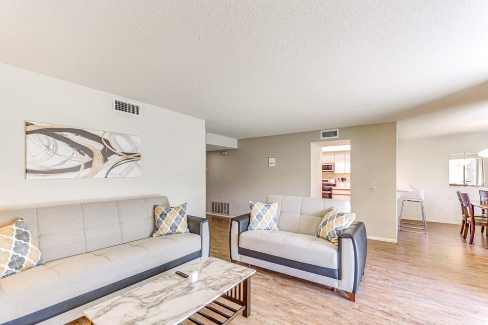 Golf, Hike & Relax: Cathedral City Condo Apartment in Cathedral City