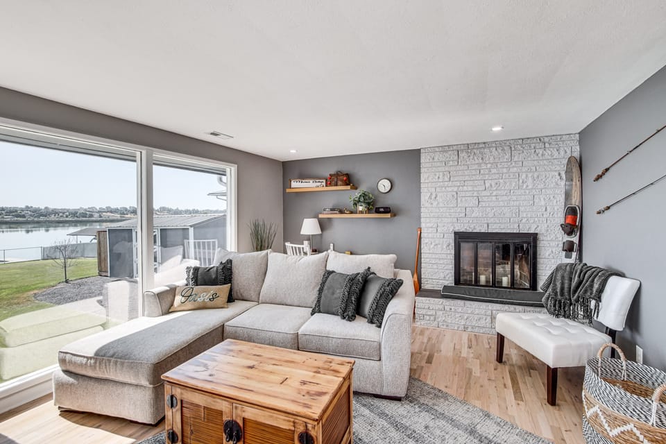 Hunting & Fishing Trip Base Camp on Moses Lake! House in Moses Lake