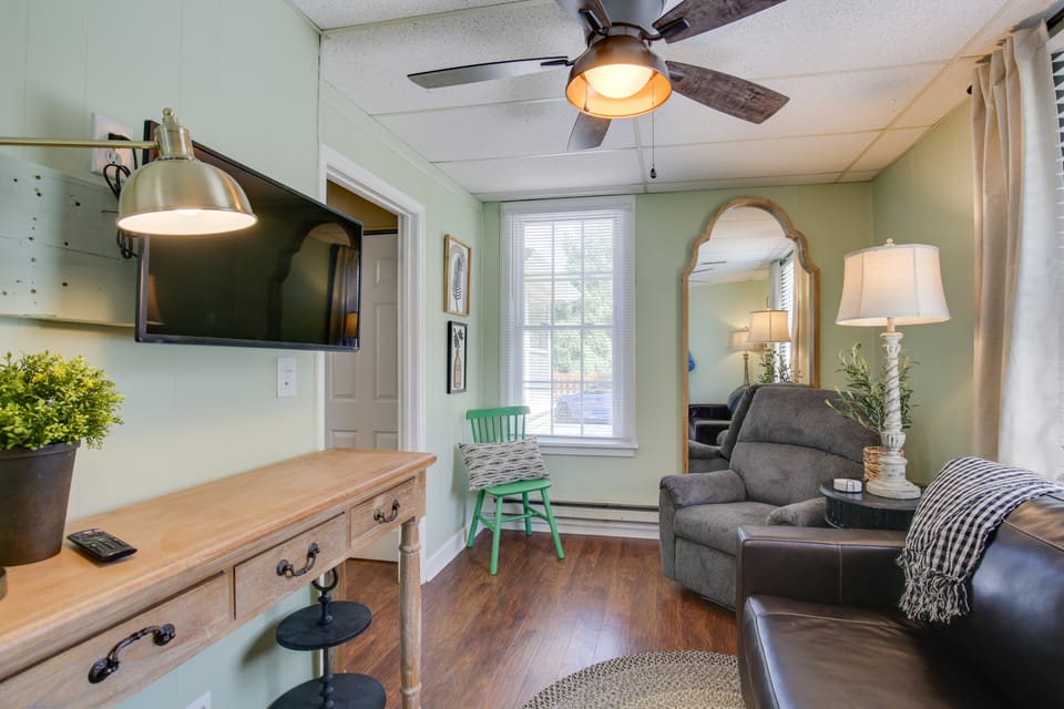 'The Cabernet Cabin' Defiance Home on Katy Trail! House in Ozark Mountains