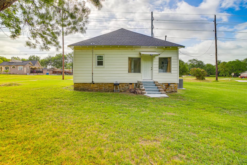 Walk to Parks & Dining: Family Home in McAlester! House in McAlester