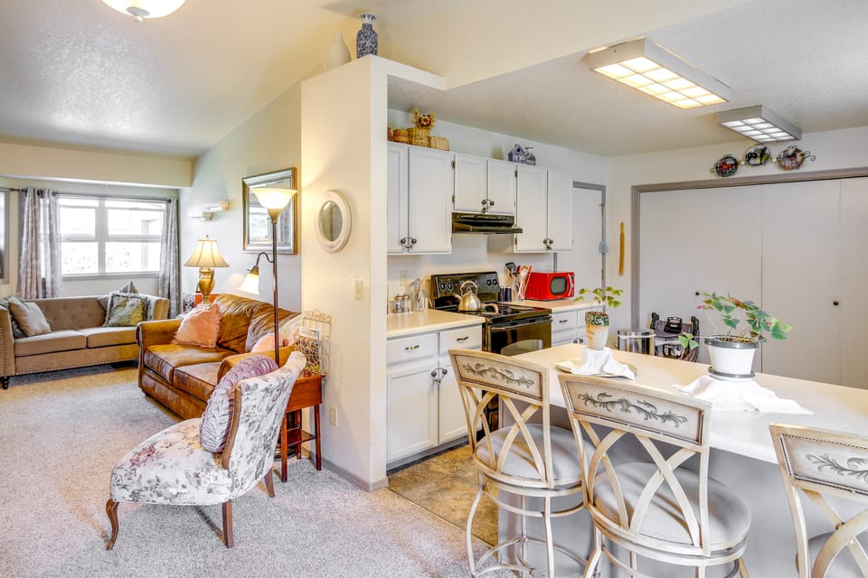 2 Mi to Dtwn: Missoula Duplex w/ Fenced Yard Apartment in Missoula