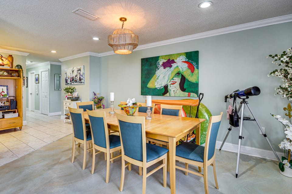 Biloxi Beach Bliss: Condo w/ Gulf-View Balcony! Apartment in Biloxi