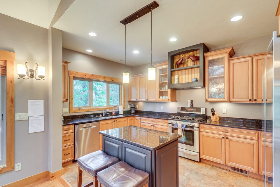 Pet-Friendly Columbia Falls Home w/ Gas Grill! House in Glacier National Park
