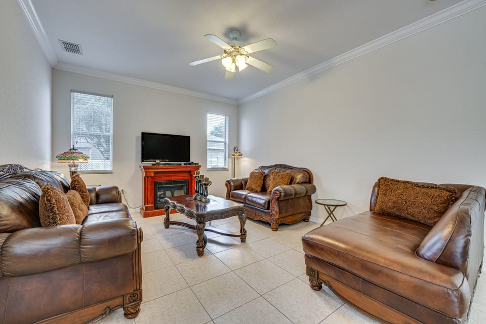 Fully Furnished Home w/ Pool | 31+ Night Stays House in Haines City
