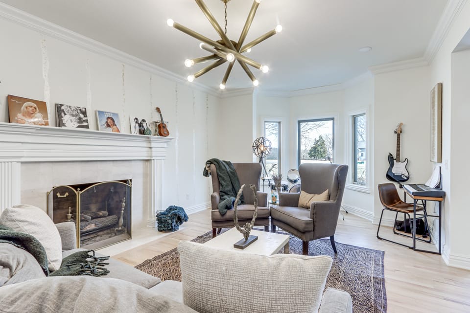 Luxury Fayetteville Escape w/ Hot Tub & Pool! House in Fayetteville