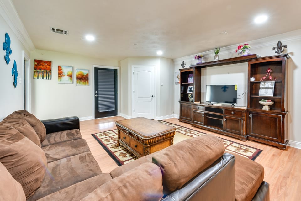 Group-Friendly Louisana Hideaway: Hunt & Fish! House in Louisiana