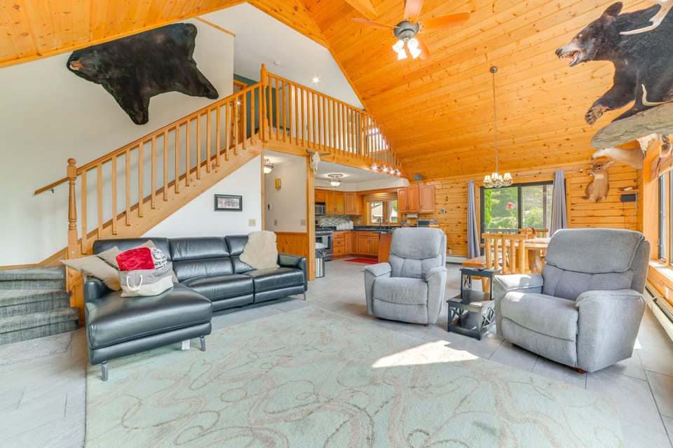 Michigan Cabin w/ On-Site Fishing Pond & Deck House in Michigan