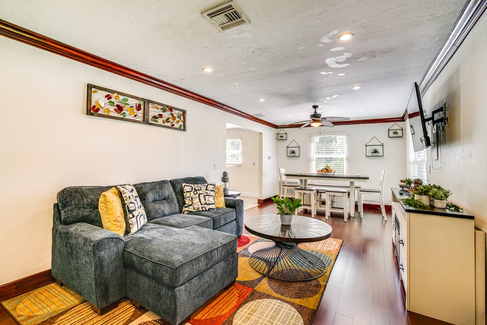 Walk to Buckingham Farms: Peaceful Fort Myers Home House in Lehigh Acres