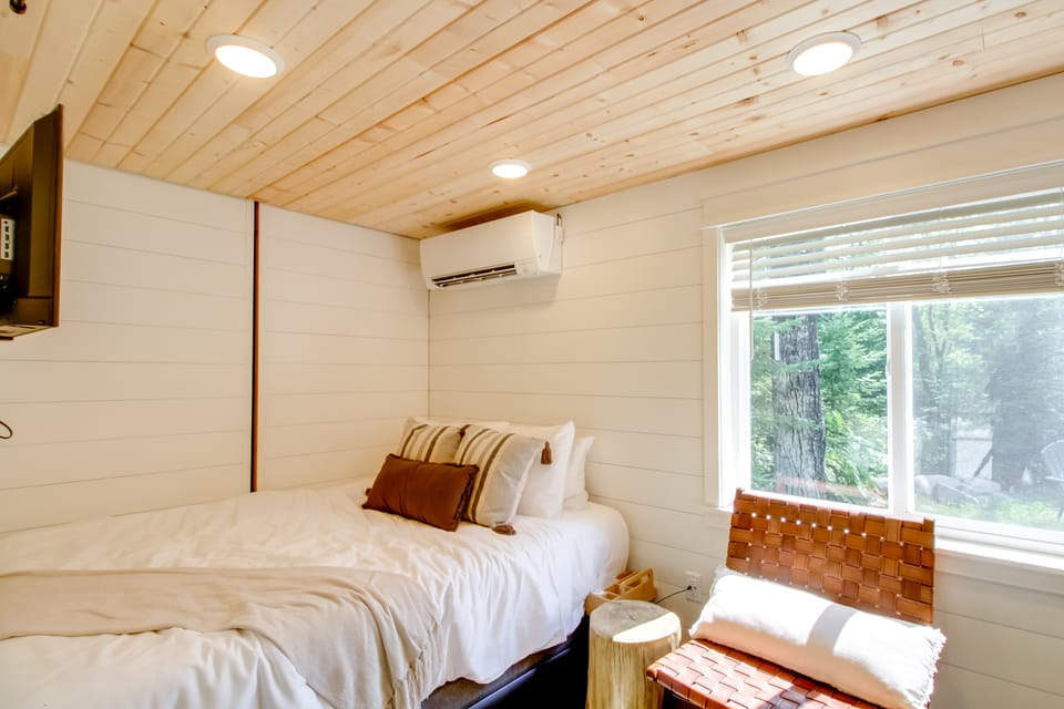 On-Site Ice Fishing: Nashwauk Vacation Rental! Apartment in Minnesota