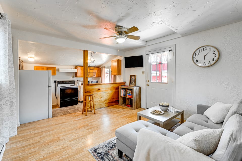 Grants Pass Cottage ~ 8 Mi to Rogue River! Cottage in Oregon