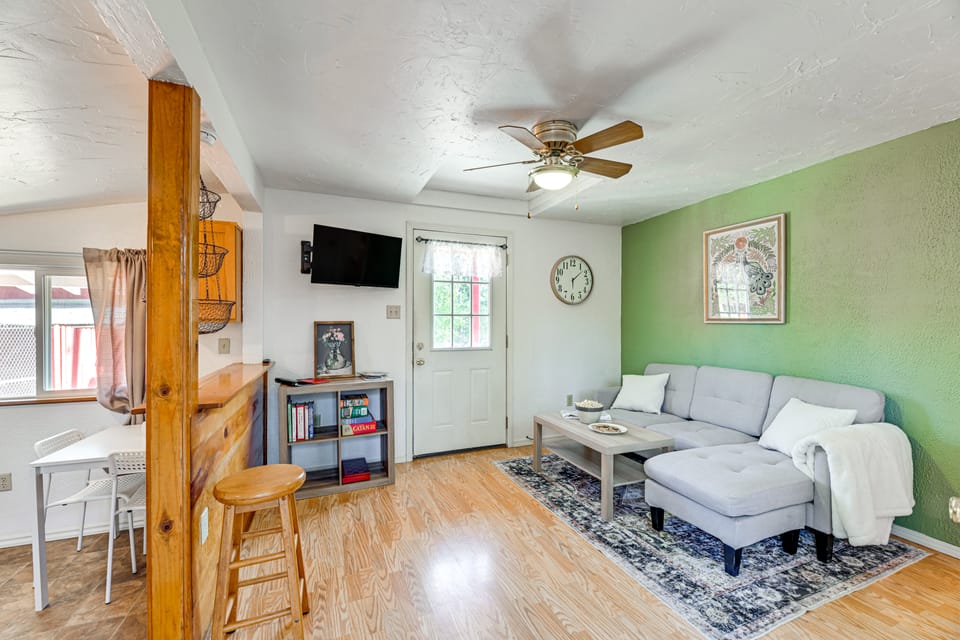 Grants Pass Cottage ~ 8 Mi to Rogue River! Cottage in Oregon