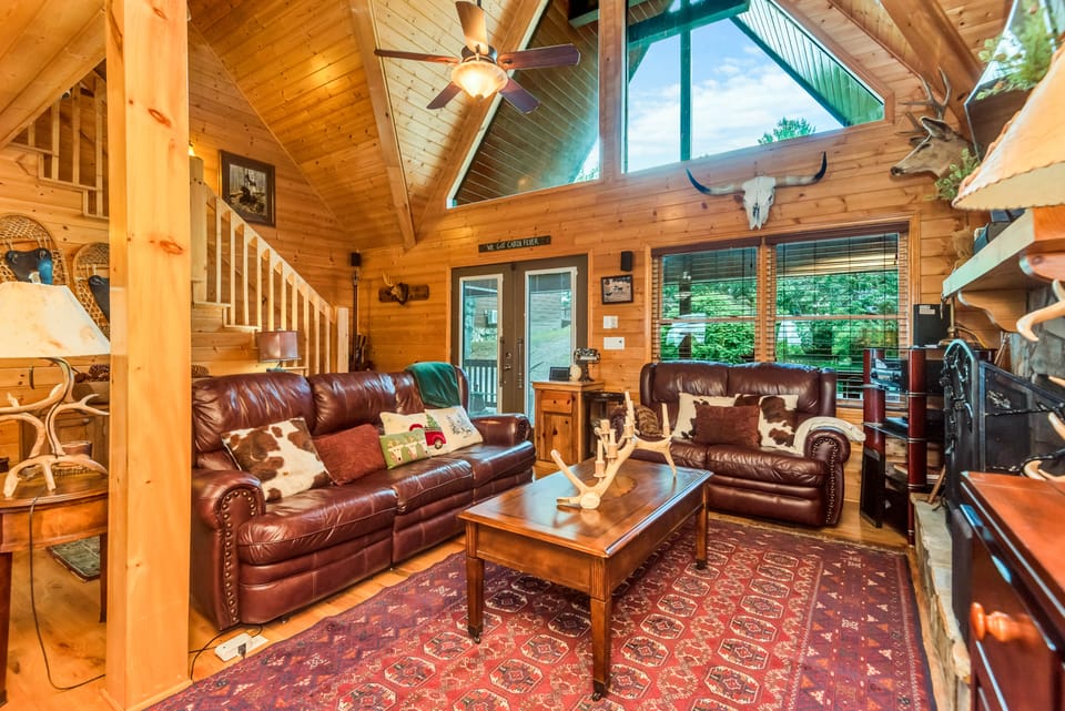 Mtn-View Deck: Cabin Near New River State Park! House in Virginia