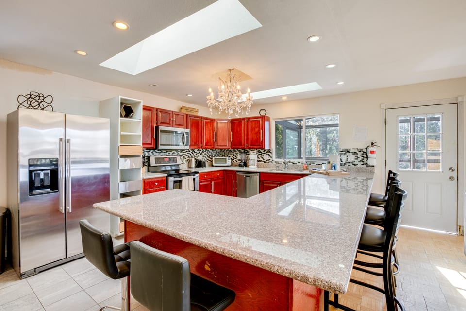 Scenic Home w/ Sauna - 7 Mi to Heavenly Mountain! House in Round Hill Village