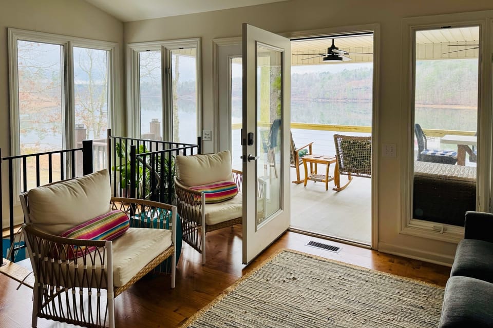 Lewis Smith Lake Retreat w/ Dock & Deck! House in Lewis Smith Lake