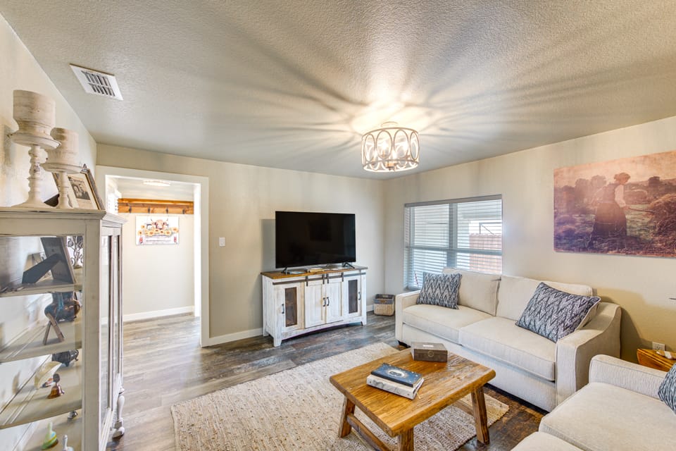 Horses Welcome: Pittsburg Home Near Wineries! House in Texas