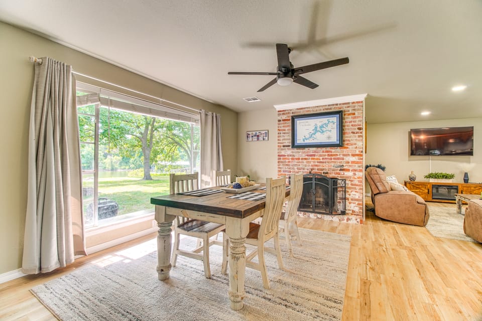 On-Site Lake Access: Pet-Friendly Vinita Home House in Lake O The Cherokees