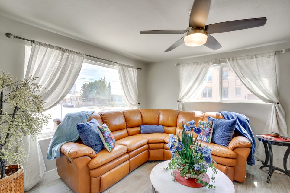 Downtown El Paso Home ~ 1 Mi to Medical Center St House in Ciudad Juarez