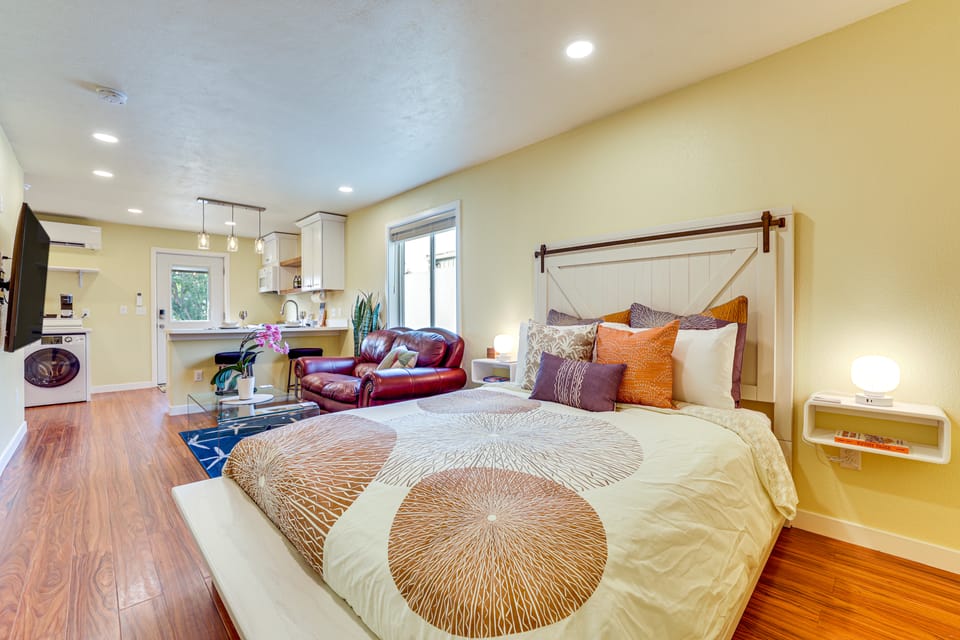 Modern Studio Near Lake Lowell: 6 Mi to Boat Ramp Apartment in Caldwell