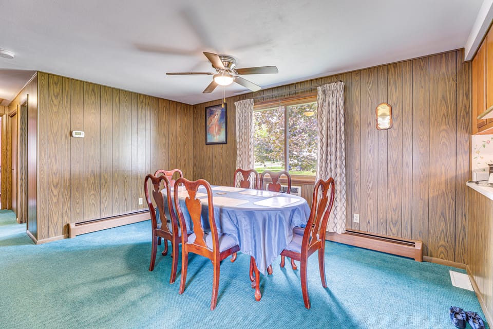 12 Mi to Castle Rock Lake: Serene New Lisbon Home! House in New Lisbon