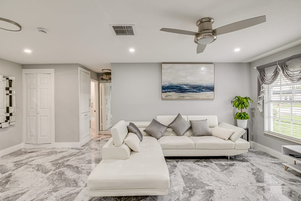 Pet-Friendly Gem w/ Pool & Yard in West Palm Beach House in West Palm Beach