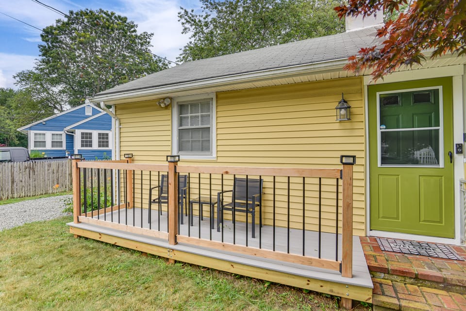 < 2 Mi to Beach: Cozy Cottage w/ Patio on Cape Cod Cottage in Hyannis