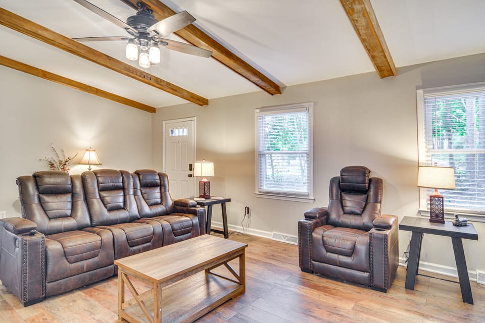 Private Yard & Deck: High Point Home Base! House in North Carolina