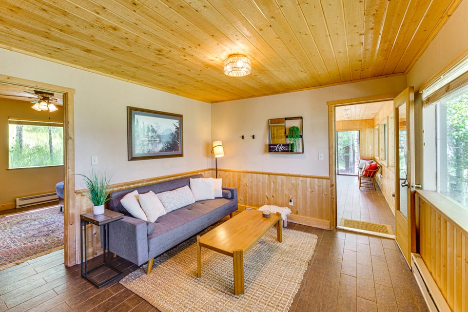 Mountain-View Ranch w/ 200 Acres in Angel Fire House in New Mexico