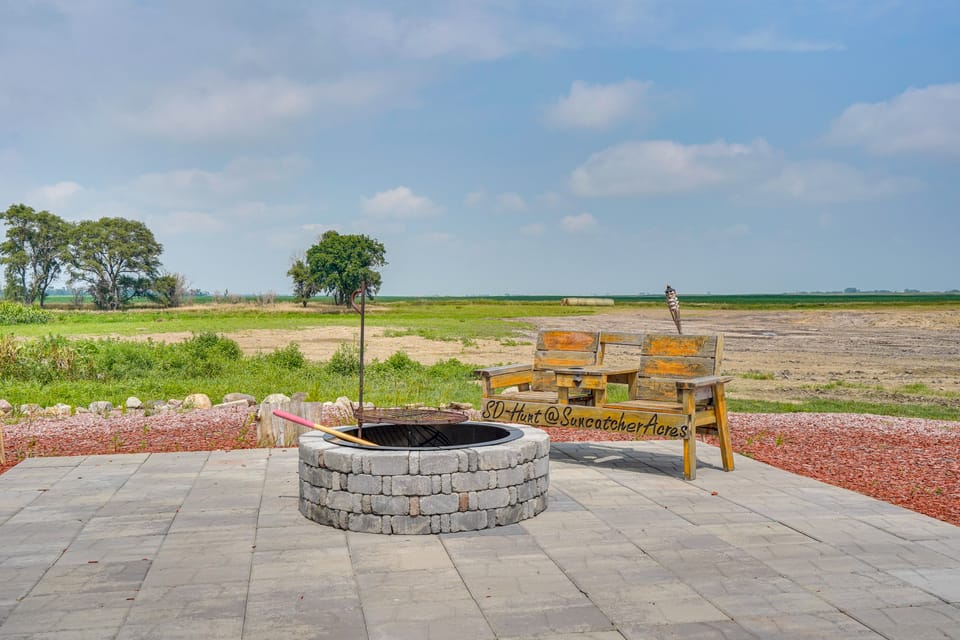 South Dakota Nature Getaway w/ Hot Tub House in South Dakota