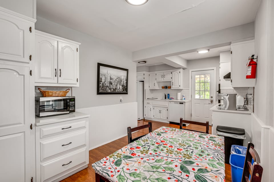 Madison Home w/ Patio: Walk to Main Street! House in New Jersey