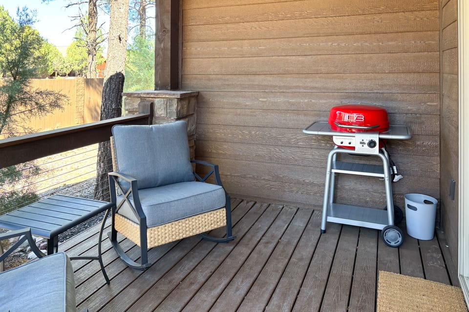 < 3 Mi to Fool Hollow Lake: Show Low Townhome Apartment in Show Low