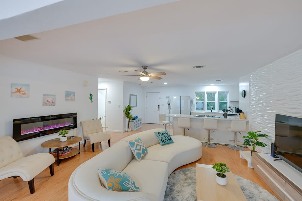 Alligator Point Beachfront Home w/ Private Hot Tub House in Florida