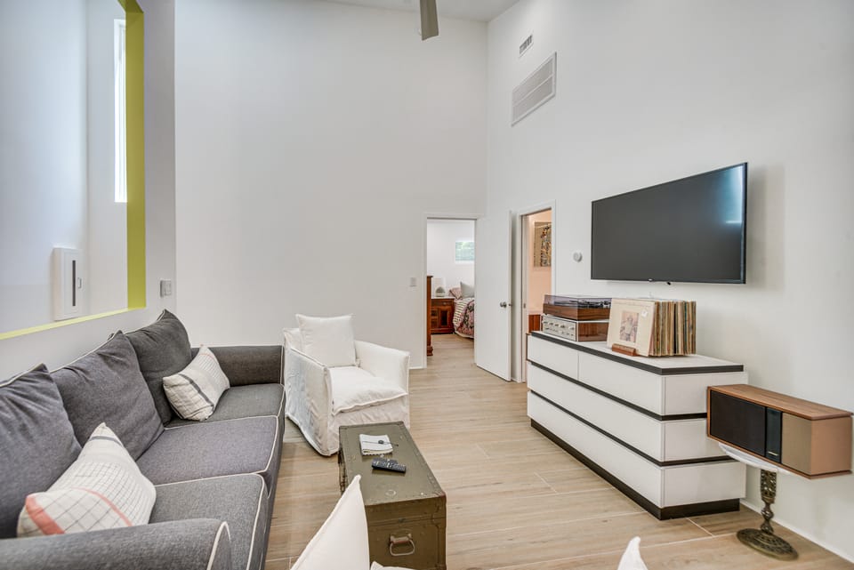 Private Residence: Shared Oasis in Virginia Beach Apartment in Virginia Beach