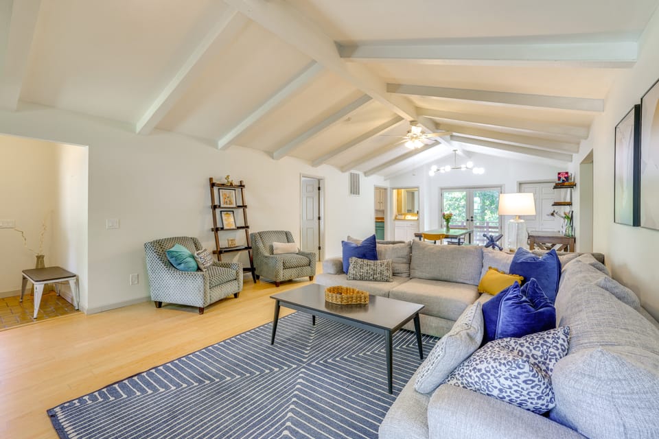 Home w/ Trail Access & Fire Pit in Bella Vista! House in Bella Vista